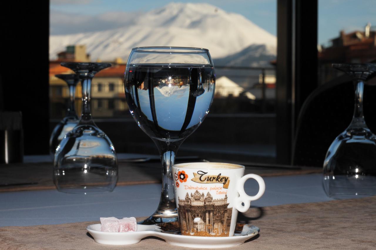 Iyaspark Hotel Isparta Zewnętrze zdjęcie