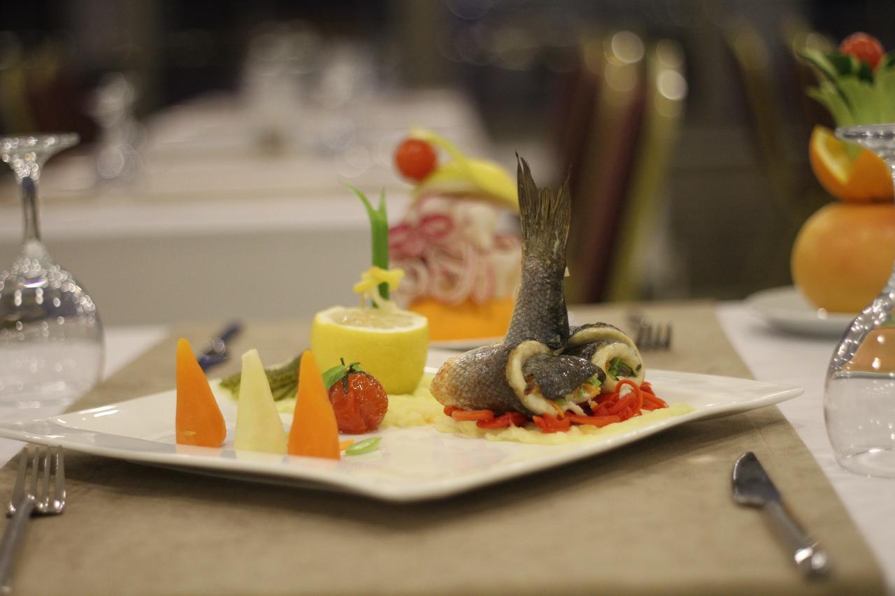 Iyaspark Hotel Isparta Zewnętrze zdjęcie